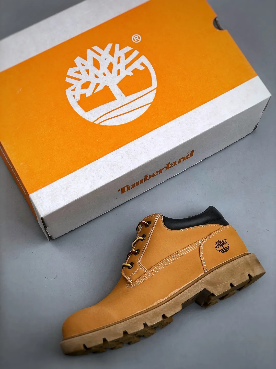 Local pick-up💰480 supports store delivery. New goods🚀#Timberland Timberland/Timberland classic model 25ss new low-top classic re-engineered brand new upgrade Guangdong factory quality original box original packaging The fabric is made of Italian 🇮🇹 frosted cowhide with anti-odor and anti-corrosion genuine leather latex insoles to give you a perfect wearing experience. The quality is exquisite and durable. A must-have for sportsmen. Specially designed to handle handsomeness. High-quality and first-class foot feel. Exclusive supply Size: 39-44 (one size larger)